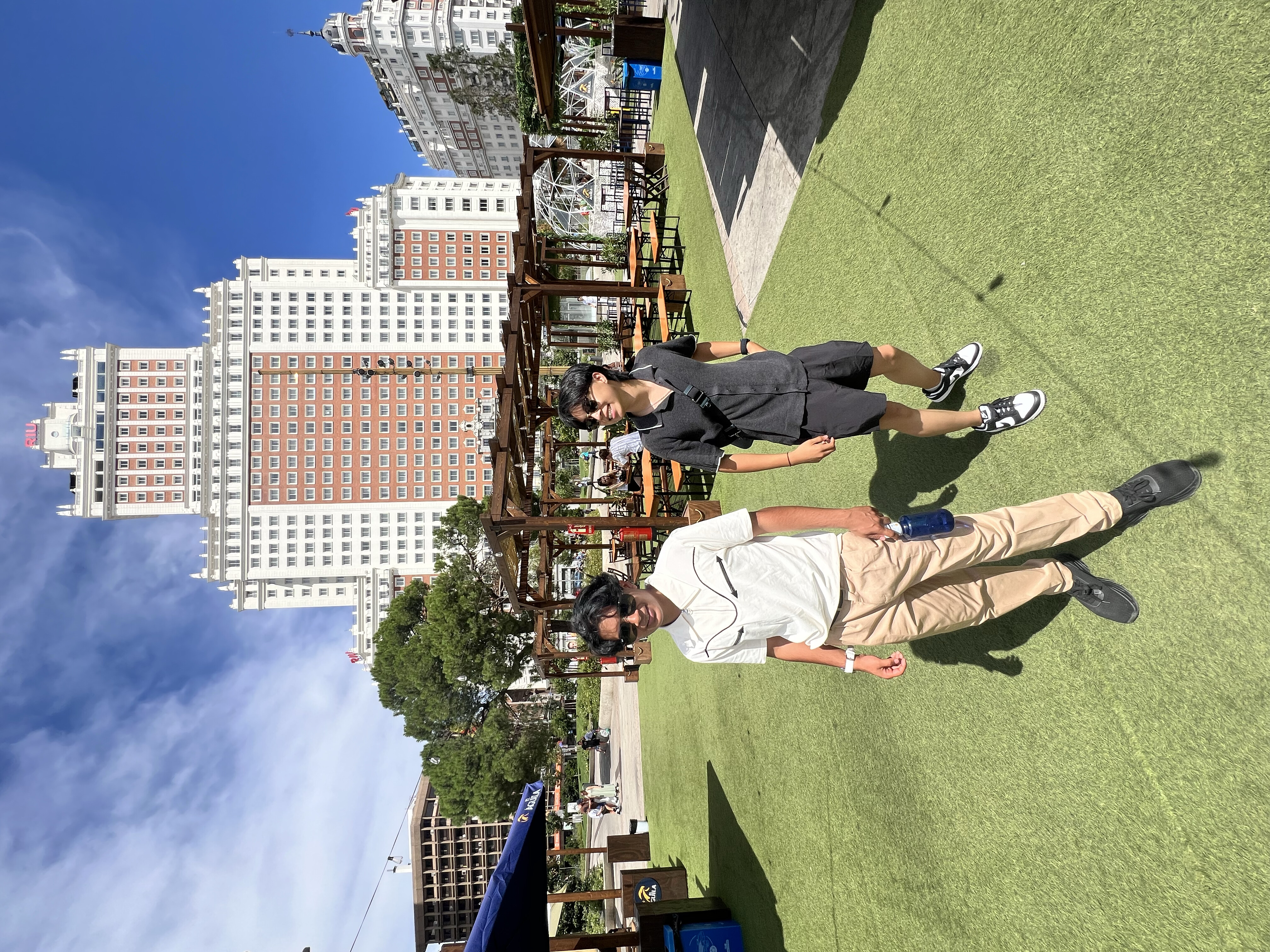 Spain - tempImagelwPHw7.jpg